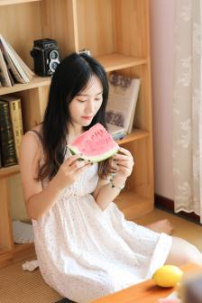 女人红杏出墙